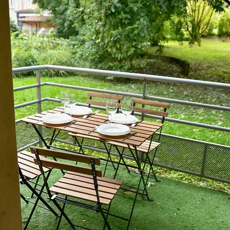 Apartment Calme Et Terrasse Privee Pres De Vichy *