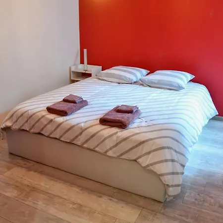 Appartement Calme Et Terrasse Privee Pres De Vichy